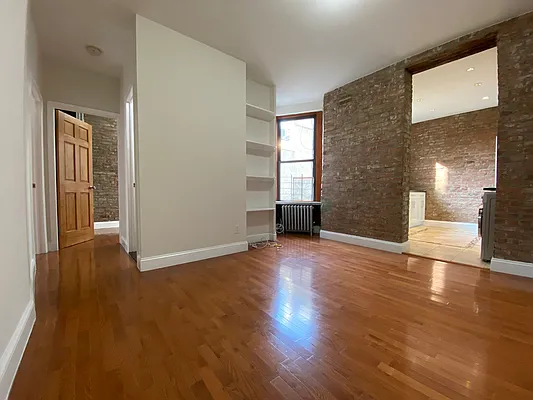 Rented by Bohemia Realty Group | media 13