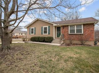 2613 SE 3rd St, Blue Springs, MO 64014