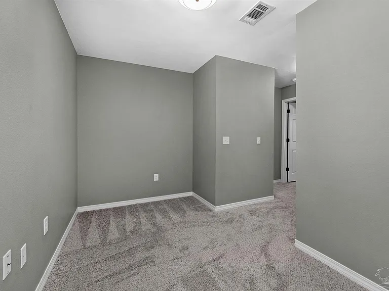 6707 Cedar Ridge Cir — Photo 17
