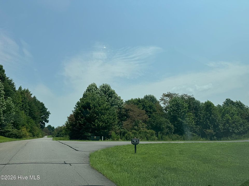 1st image of 33 Great Sky Trail