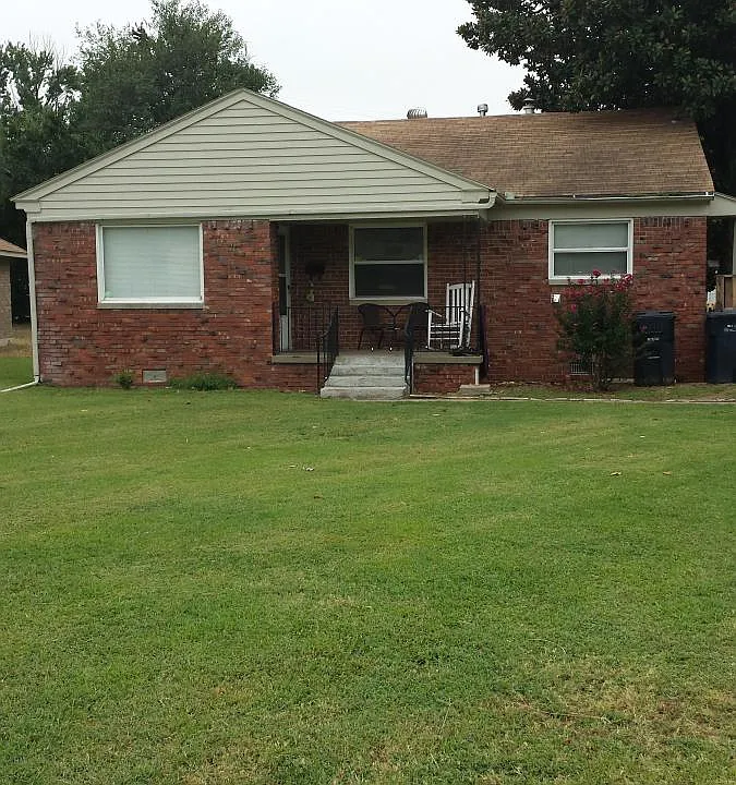 3736 NW 20th St