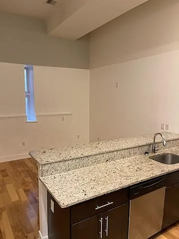 231 State St #206 — Photo 3