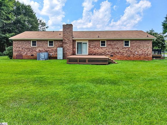 5th image of 1173 Brook Rd