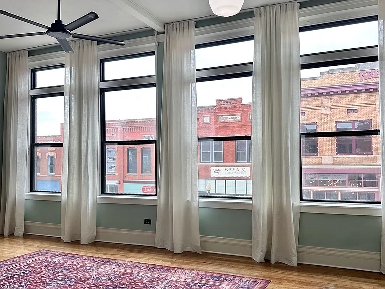 108 E Oklahoma Ave #1/2 — Photo 1