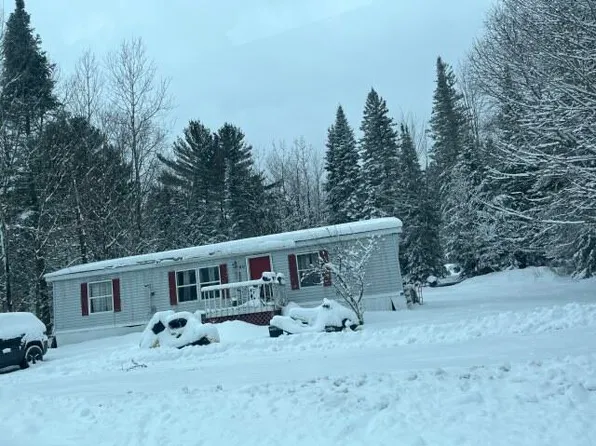 40 Poplar Ln, Bloomingdale, NY 12913