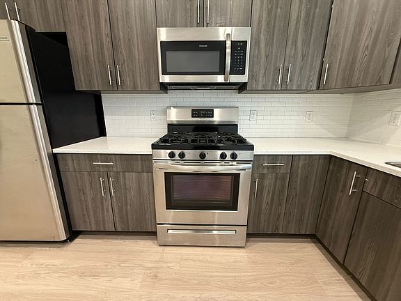 2nd image of 281 Fairmount Ave #41E