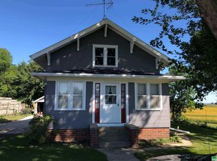 727 Johannes St, Ashton, IA 51232
