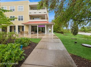 970 Harris Rd UNIT 33, Grayslake, IL 60030