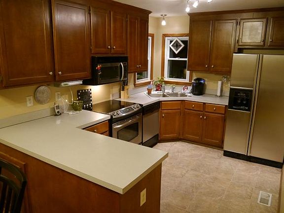 2nd image of 15463 Orchard Ln