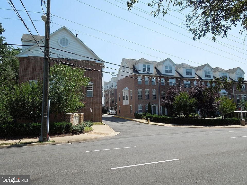 2nd image of 2328 Lee Hwy