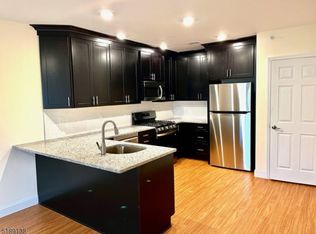 11 Prospect St #2B, Mount Arlington, NJ 07856