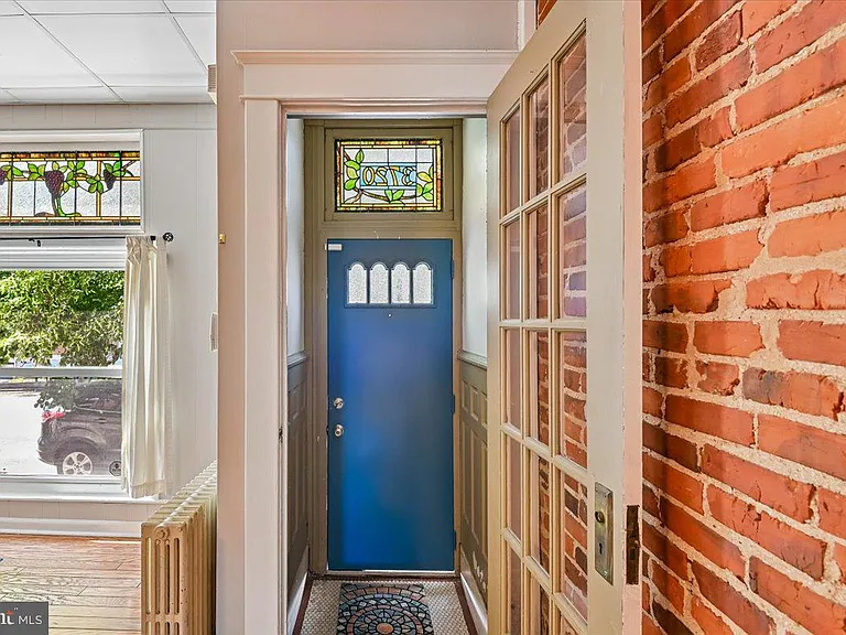 3720 Foster Ave — Photo 4