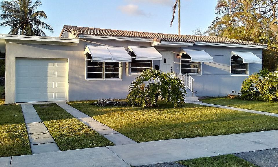1st image of 1001 Plover Ave