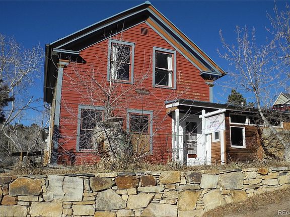 4th image of 414 Saint James Street