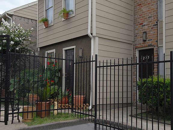 5th image of 8047 Grow Ln #7947-170
