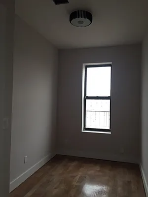 Rented by G2 Realty Group LLC | media 11