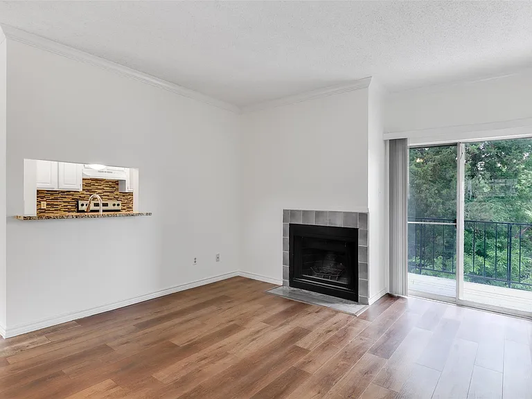 12166 Metric Blvd #279 — Photo 3