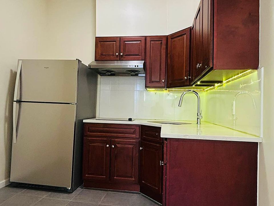2nd image of 60-80 67th Ave #1F