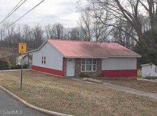 301 Shoaf St, Lexington, NC 27292