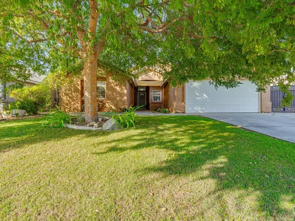 12418 Grand Teton Dr, Bakersfield, CA 93312