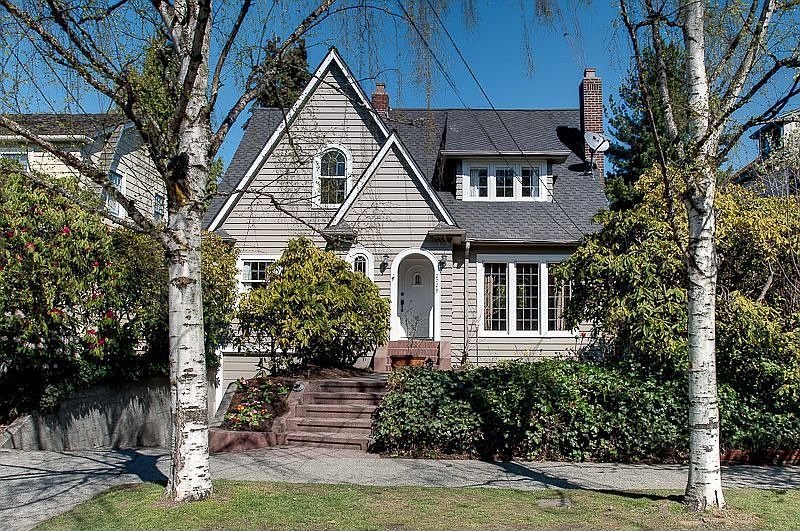 Exceptional 1927 Tudor 