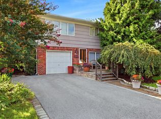 2554 Linden Lane, Merrick, NY 11566