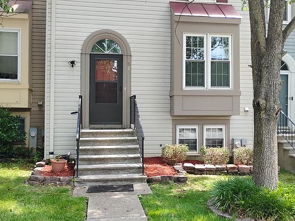 3rd image of 1635 Winding Brook Way