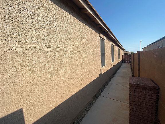 5th image of 17542 W Columbine Dr