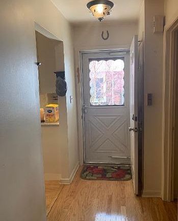 3rd image of 1087 Schmidt Ln