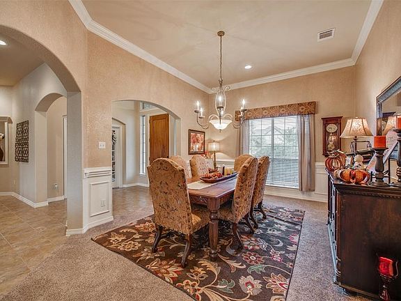 3rd image of 1430 Plum Creek Dr