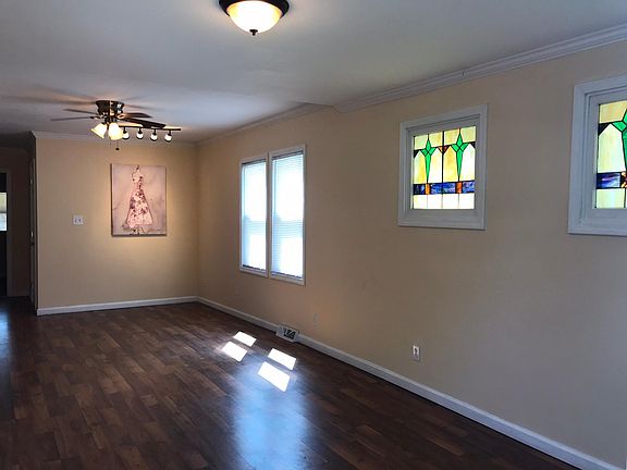 2nd image of 9418 North Ave