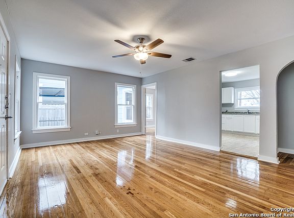 5th image of 109 Leming Dr