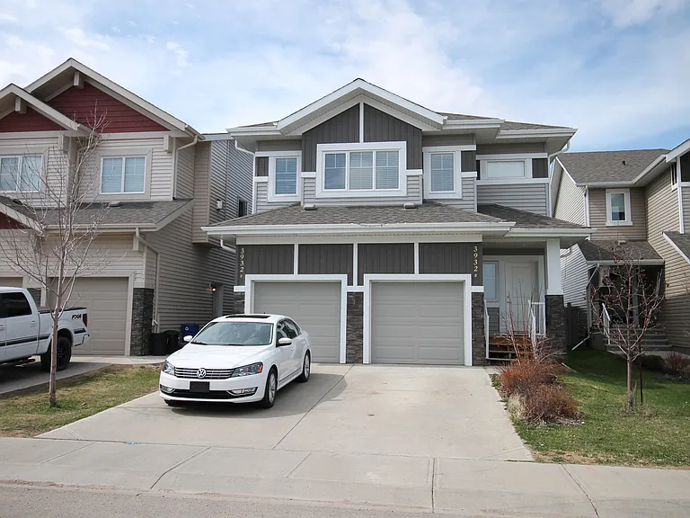 3940 Claxton Loop SW #A — Photo 1