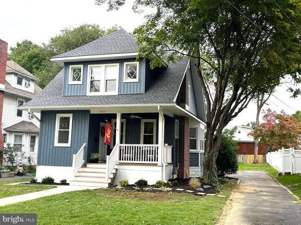 217 10th Ave, Haddon Heights, NJ 08035