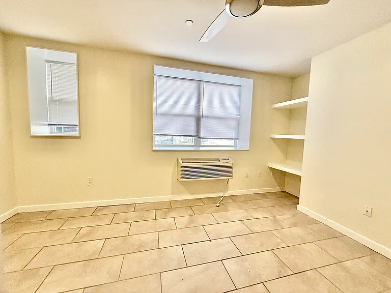 249 S 49th St #1O7 — Photo 14