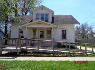 633 W Homer St, Freeport, IL 61032