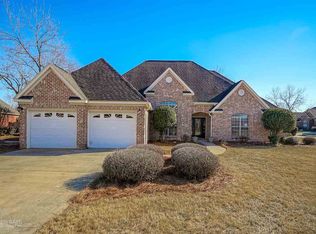 100 Oros Point, Centerville, GA 31028