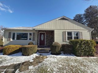 331 Elm St, Jersey Shore, PA 17740