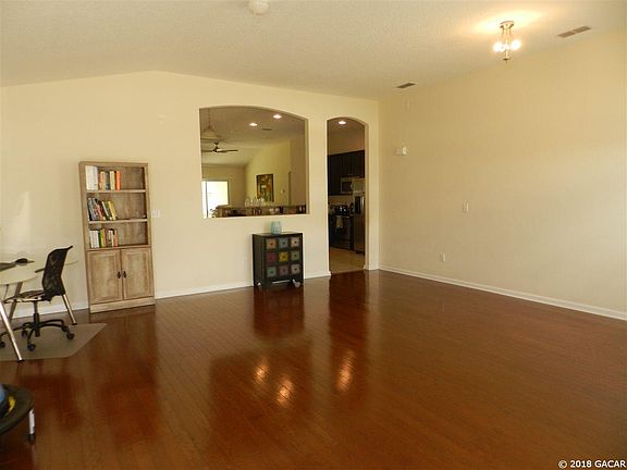 5th image of 8102 NW 53rd Ter