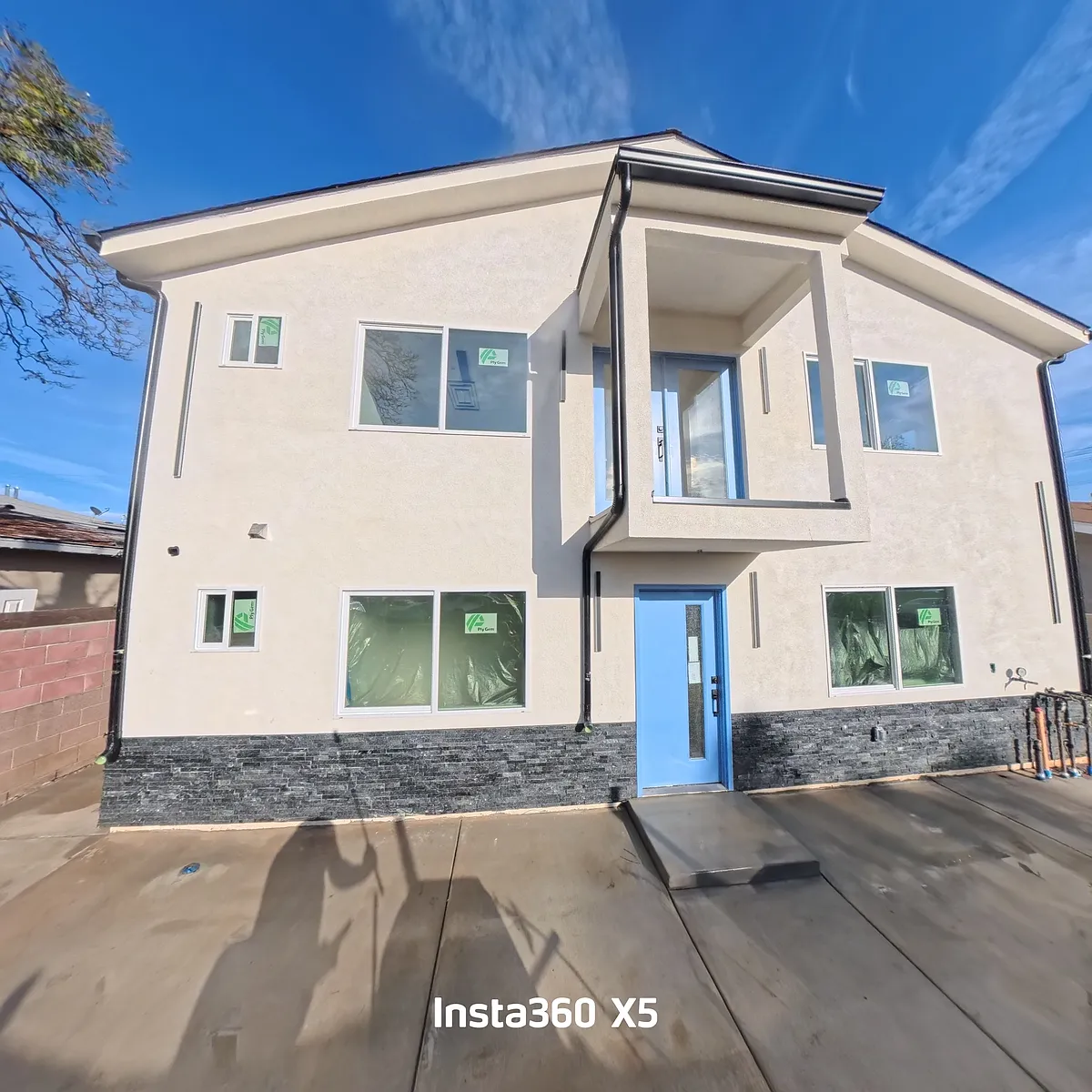 Building Photo - 746 1/2 S Hoefner Ave