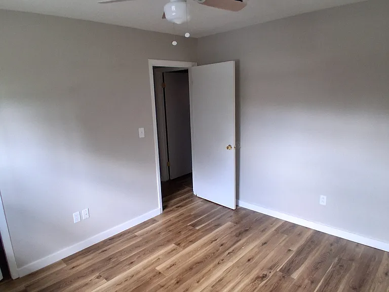126 Connely St #7 — Photo 8