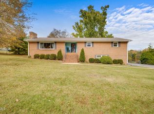 105 Foley Cir, Bristol, TN 37620