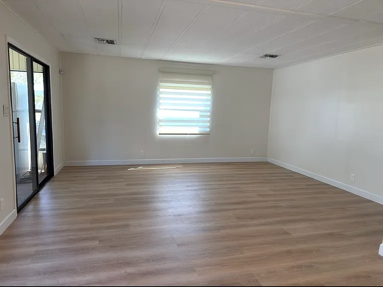 2425 Harden Blvd #81 — Photo 3