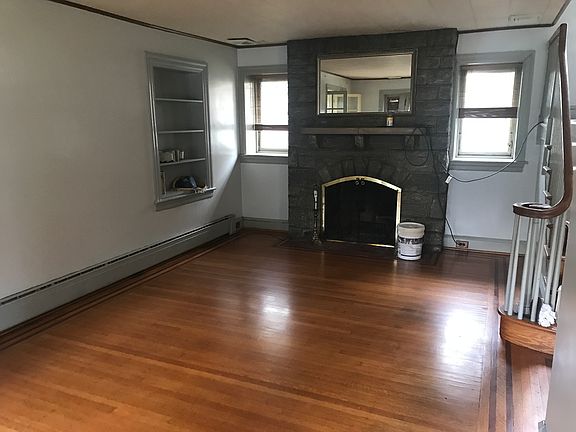 2nd image of 100 Partridge Ave