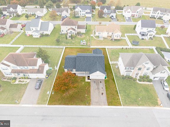 3rd image of 97 Needham Dr