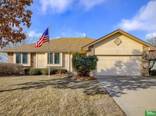 2216 N 151st St, Omaha, NE 68116