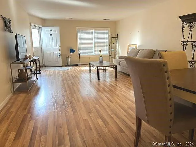 37 Greenwich Ave #2-6 — Photo 16