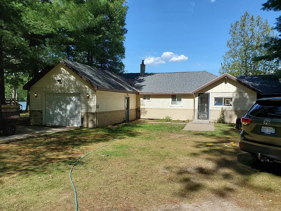 1st image of 6864 N Natahki Dr