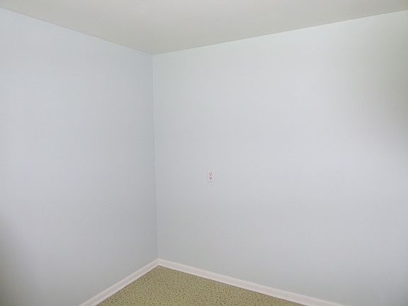 4th image of 214 Wilowen Dr