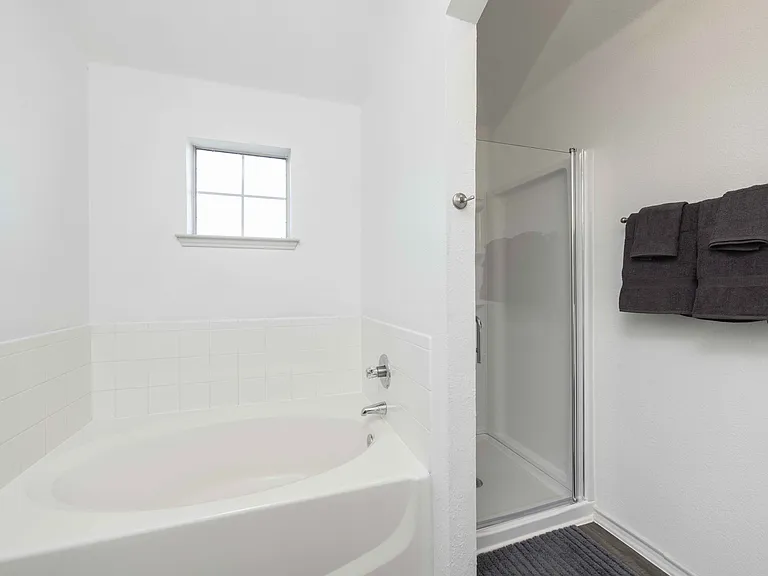 2672 Blackstone Dr — Photo 18